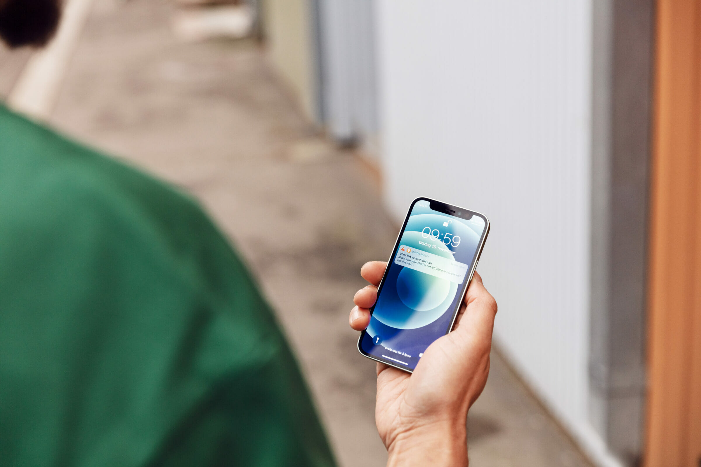 BeSafe autosjedalica iZi Turn M i-Size, Antracit mesh, tamno siva - Slika 4