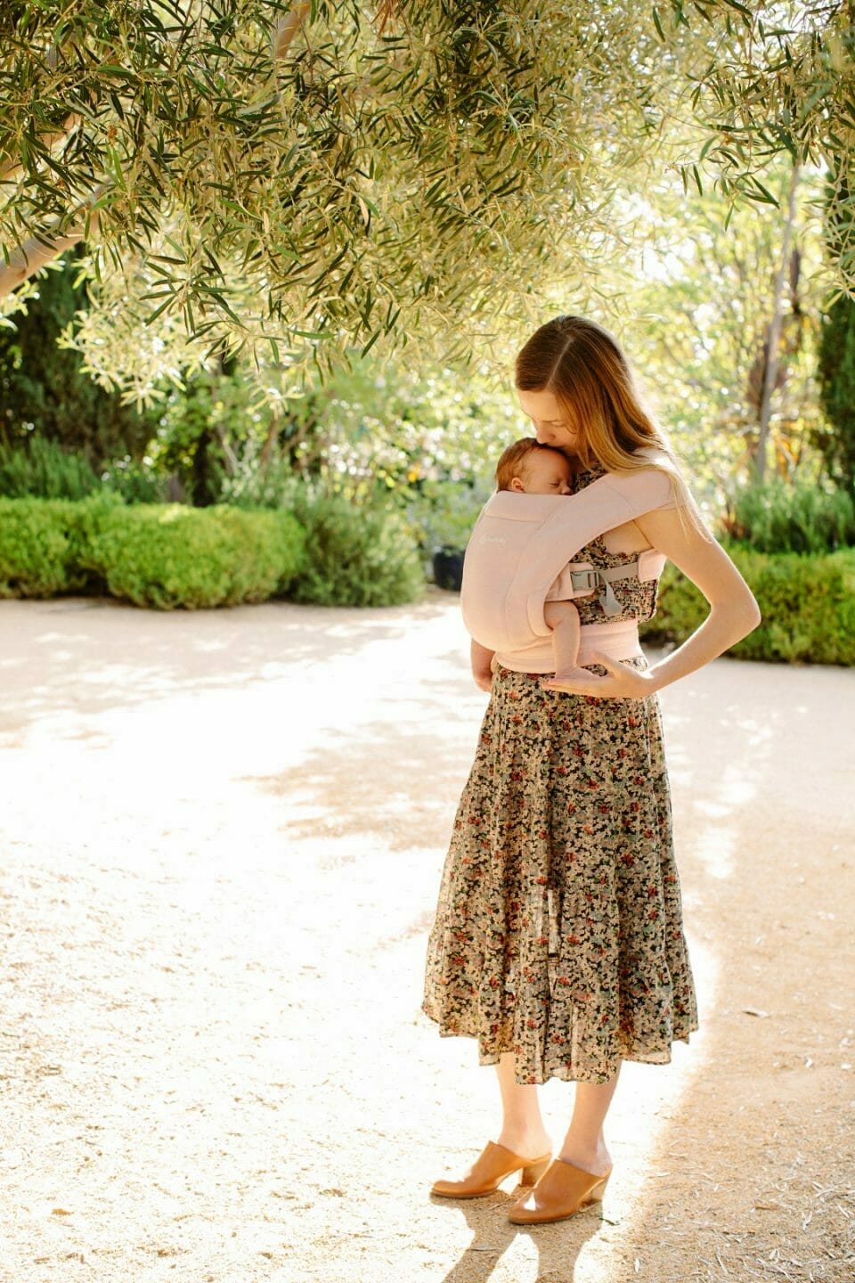 Ergobaby Embrace nosiljka Blush Pink - Slika 10