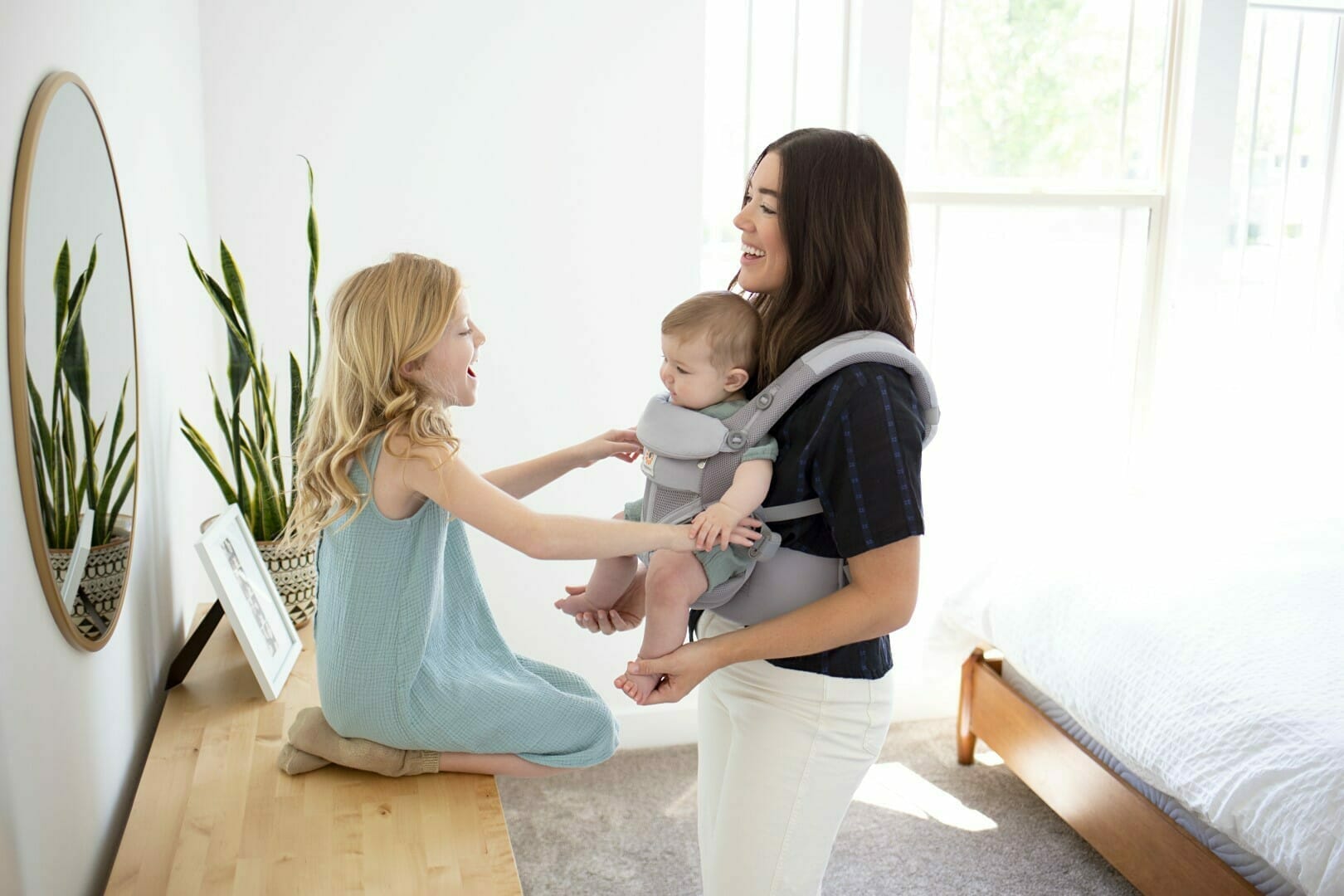 Ergobaby Omni 360 nosiljka, Cool Air, biserno siva - Slika 10