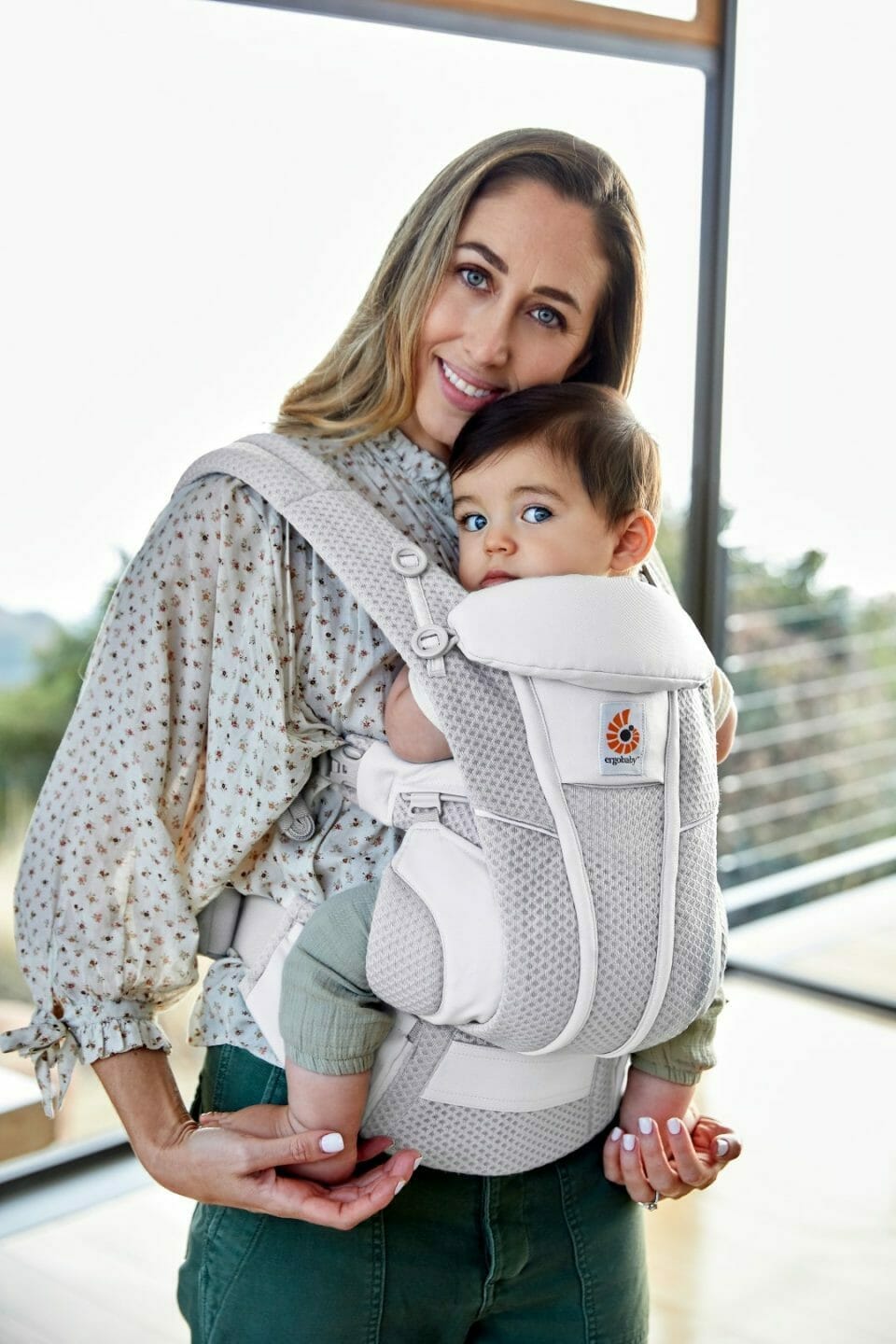 Ergobaby Omni Breeze nosiljka Pearl Grey - Slika 11