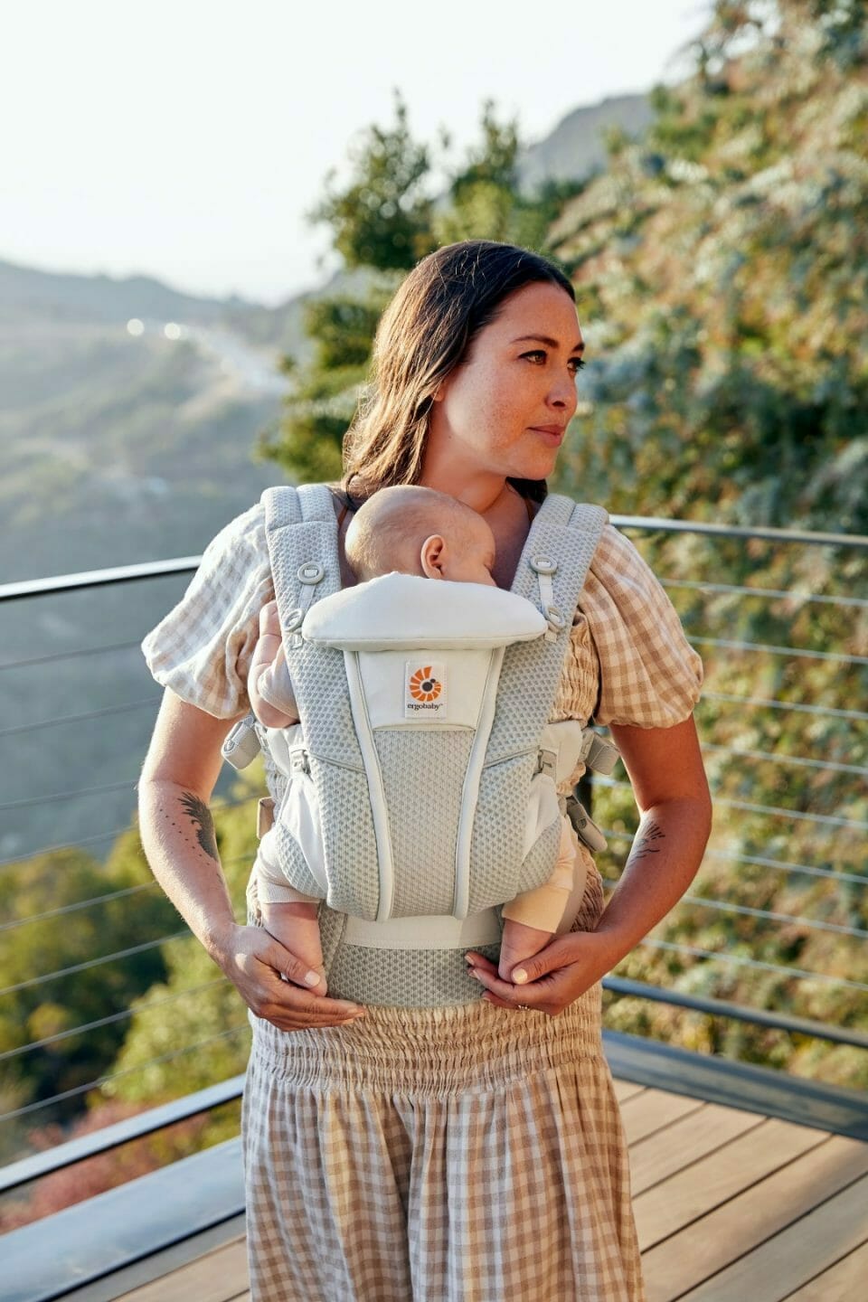 Ergobaby Omni Breeze nosiljka Pearl Grey - Slika 15