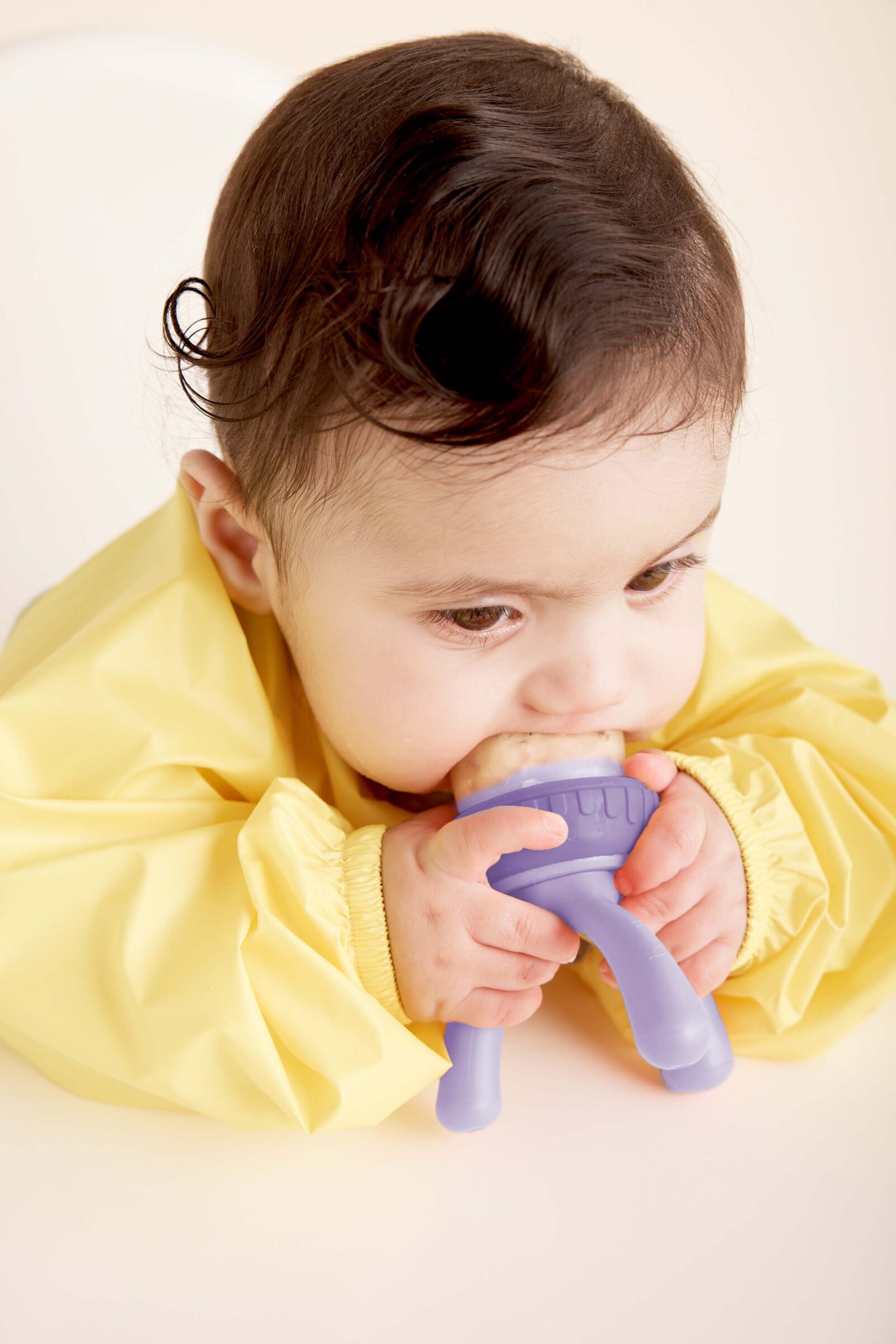 b.box Silikonska hranilica za svježe voće - peony - Slika 5