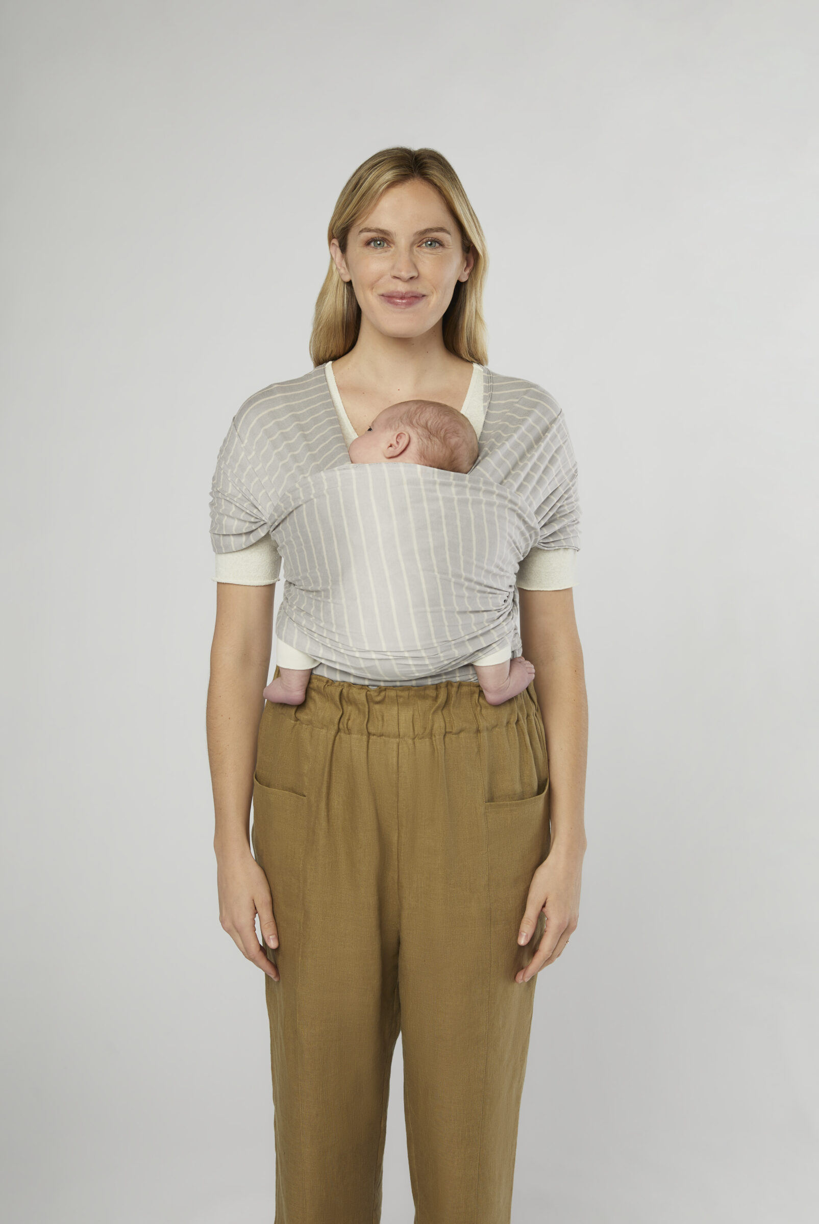 Ergobaby Aura marama, Sustainable Knit Grey Stripes - Slika 3