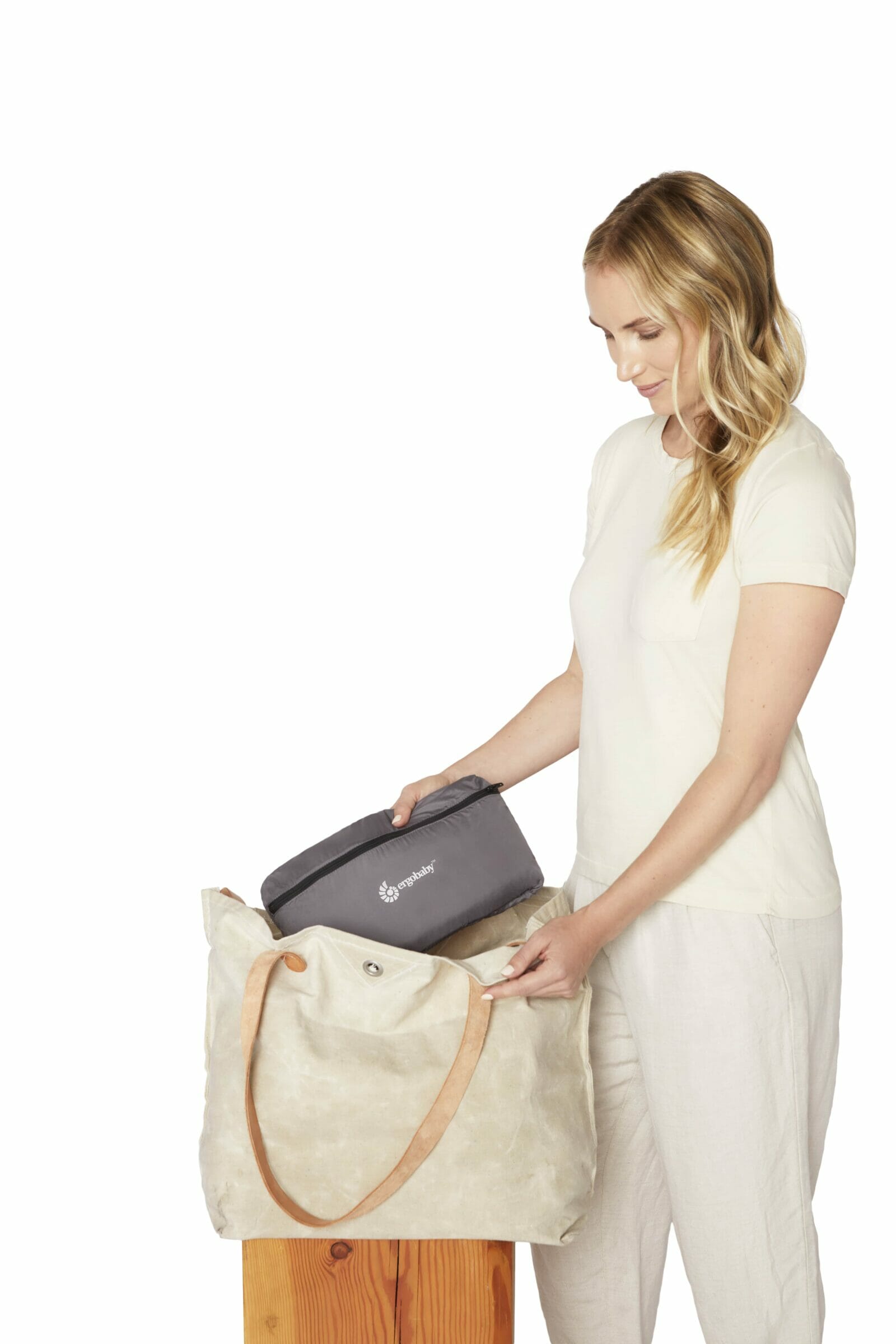 Ergobaby Away nosiljka Graphite Grey - Slika 8