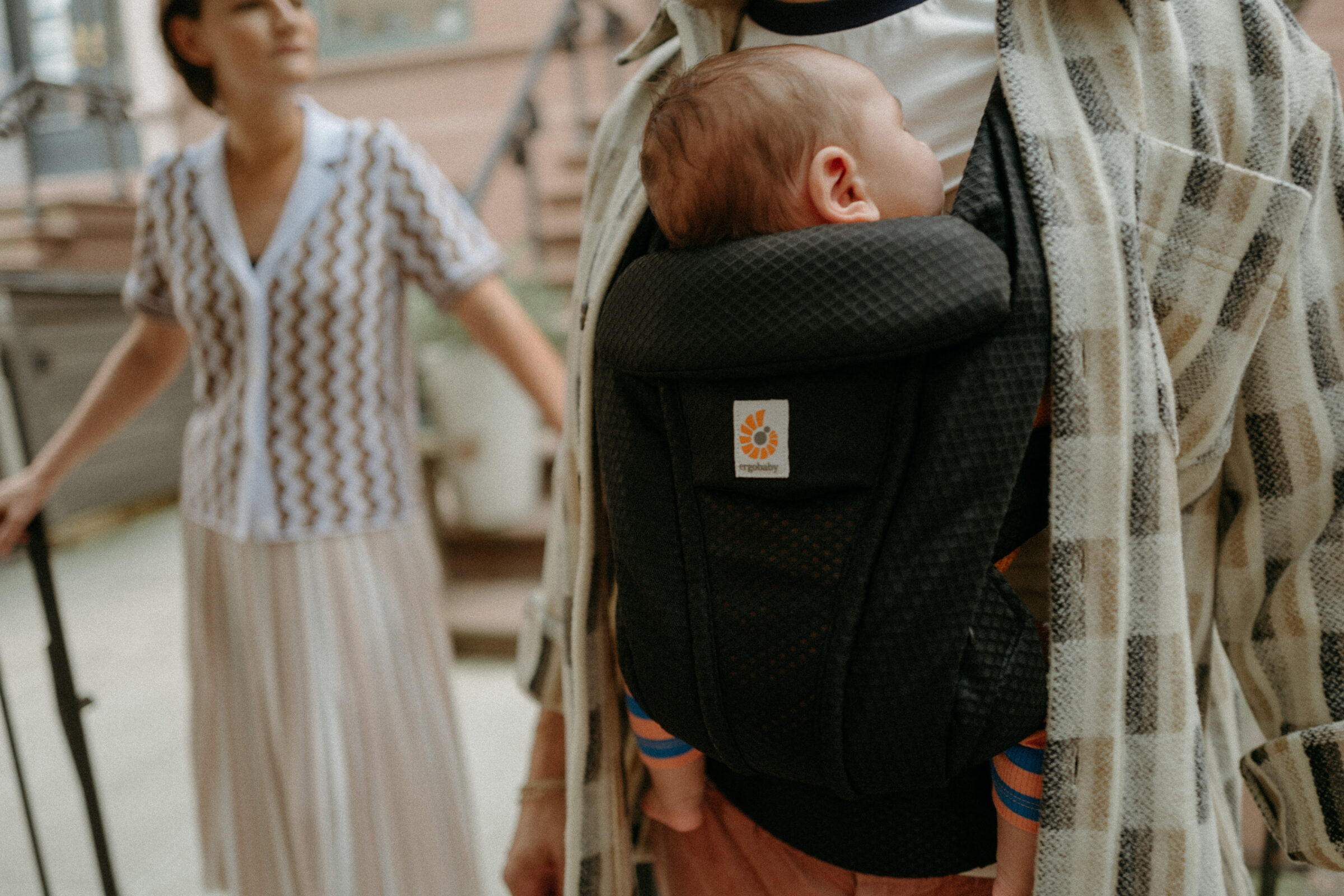 Ergobaby Omni Deluxe Mesh nosiljka - Onyx Black - Slika 7